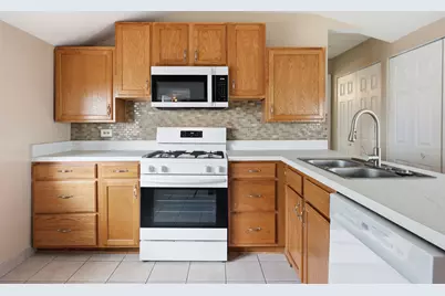 204 Eagle Point Road, Fox Lake, IL 60020 - Photo 10