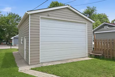 204 Eagle Point Road, Fox Lake, IL 60020 - Photo 8