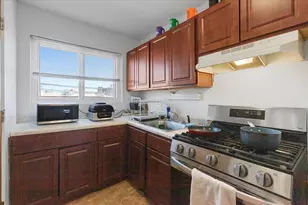 6721 N Hermitage Ave, Chicago, IL 60626 - Photo 2