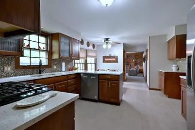 27W168 Chartwell Drive, Winfield, IL 60190 - Photo 10