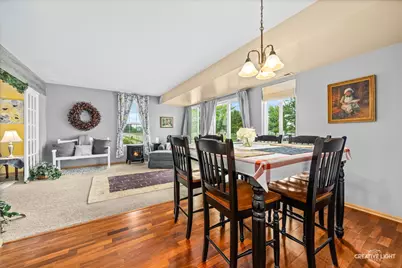 909 Four Seasons Boulevard, Aurora, IL 60504 - Photo 8