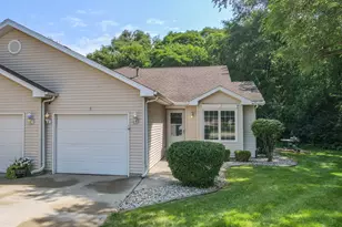 5 Dani Ct, Manteno, IL 60950 - Photo 1