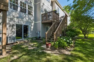 6064 Delaney Dr, Hoffman Estates, IL 60192 - Photo 32