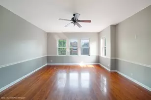 2511 E 76th St, Chicago, IL 60649 - Photo 8