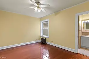 6728 N Bosworth Ave, Chicago, IL 60626 - Photo 12