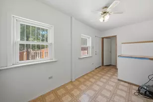 6837 S Ada St, Chicago, IL 60636 - Photo 10