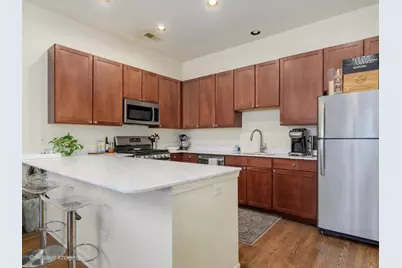 917 N Kingsbury Street, Chicago, IL 60610 - Photo 8