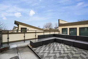 917 N Kingsbury St, Chicago, IL 60610 - Photo 16