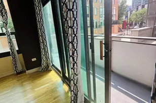 660 W Wayman St, Chicago, IL 60661 - Photo 8