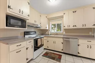 2712 Alton Dr, Champaign, IL 61821 - Photo 14