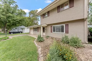 2712 Alton Dr, Champaign, IL 61821 - Photo 6
