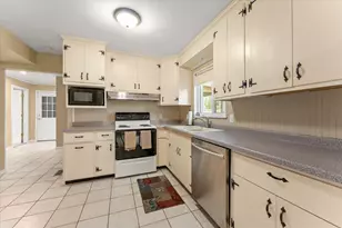 2712 Alton Dr, Champaign, IL 61821 - Photo 18