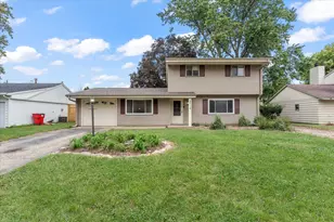 2712 Alton Dr, Champaign, IL 61821 - Photo 2