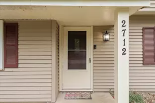 2712 Alton Dr, Champaign, IL 61821 - Photo 8