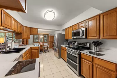 1161 Wakefield Lane, Bartlett, IL 60103 - Photo 2