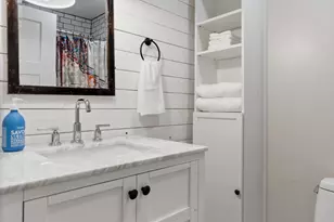 1050 W Webster Ave, Chicago, IL 60614 - Photo 32