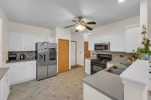 3702 Adesso Ln, Joliet, IL 60435 - Photo 6