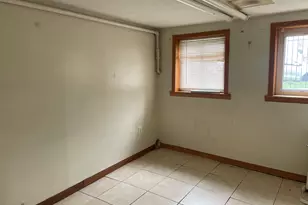 2512 W 45th Pl, Chicago, IL 60632 - Photo 16