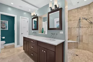 6421 Bentley Ave, Willowbrook, IL 60527 - Photo 20
