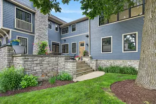6421 Bentley Ave, Willowbrook, IL 60527 - Photo 44