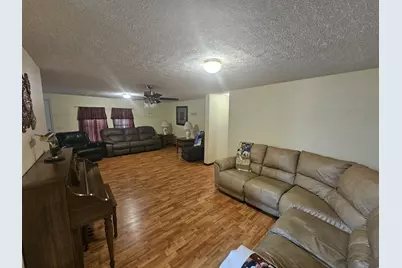 311 S Sycamore Street, Keenes, IL 62851 - Photo 8