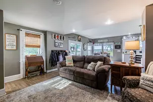 467 N 42nd Rd, Mendota, IL 61342 - Photo 14