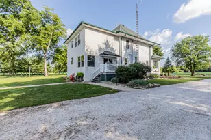467 N 42nd Rd, Mendota, IL 61342 - Photo 40