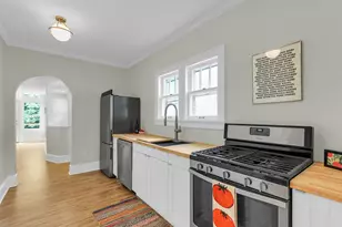 1105 W Green St, Champaign, IL 61821 - Photo 8