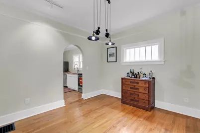 1105 W Green Street, Champaign, IL 61821 - Photo 6