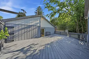 702 Columbus St, McHenry, IL 60051 - Photo 22