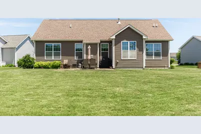 2331 Coventry Circle S, Sycamore, IL 60178 - Photo 32