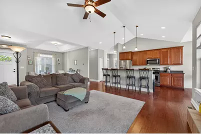 2331 Coventry Circle S, Sycamore, IL 60178 - Photo 10