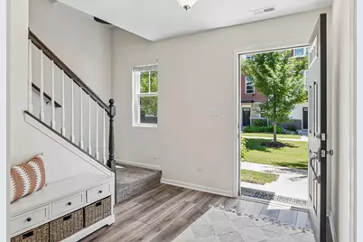 4150 Irving Road, Aurora, IL 60504 - Photo 2