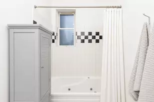 1350 N Wolcott Ave, Chicago, IL 60622 - Photo 8