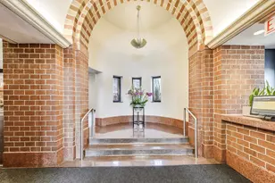 3660 N Lake Shore Dr, Chicago, IL 60613 - Photo 20