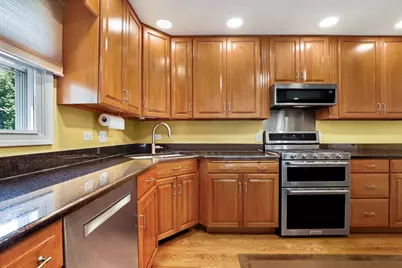 3S631 West Avenue, Warrenville, IL 60555 - Photo 6
