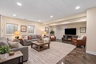 1644 Windward Ave, Naperville, IL 60563 - Photo 8