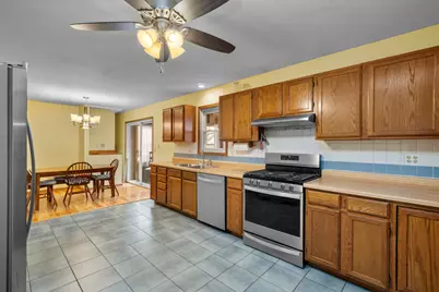 924 Suzy Street, Sandwich, IL 60548 - Photo 8