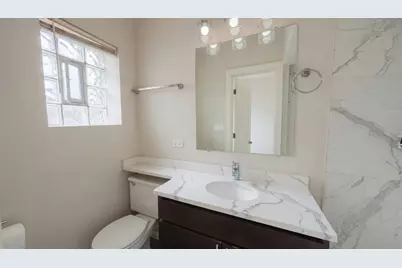 4006 N Bell Avenue #1, Chicago, IL 60618 - Photo 6