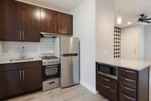4006 N Bell Ave, Chicago, IL 60618 - Photo 2