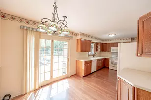 40657 N Cornell St, Beach Park, IL 60099 - Photo 8
