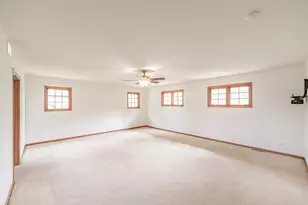 40657 N Cornell St, Beach Park, IL 60099 - Photo 14