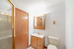 40657 N Cornell St, Beach Park, IL 60099 - Photo 10