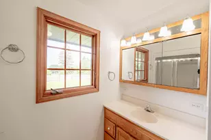 40657 N Cornell St, Beach Park, IL 60099 - Photo 16