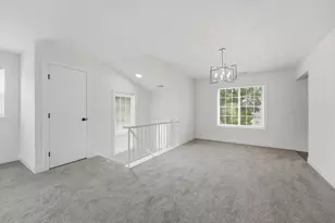 2042 Windemere Cir, Schaumburg, IL 60194 - Photo 14