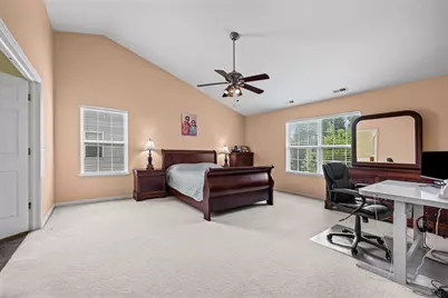 126 Redmond Drive, Gilberts, IL 60136 - Photo 12
