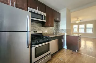 4817 N Springfield Ave, Chicago, IL 60625 - Photo 2