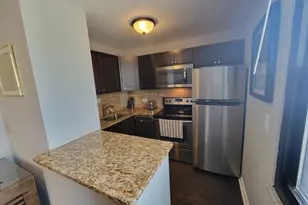 5701 N Sheridan Rd, Chicago, IL 60660 - Photo 6