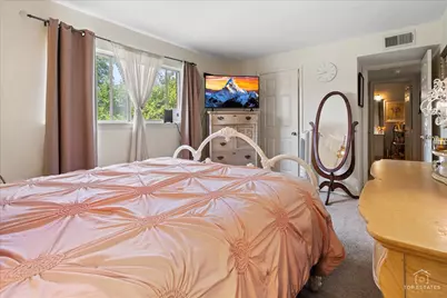 20A Kingery Quarter #201, Willowbrook, IL 60527 - Photo 20