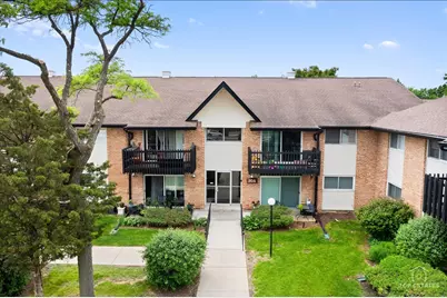 20A Kingery Quarter #201, Willowbrook, IL 60527 - Photo 30